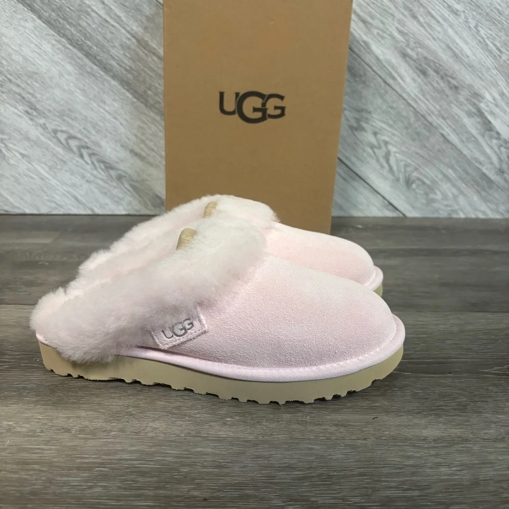 UGG | Cluggette Sheepskin Suede Slippers Pink Rosetta LIMITED STOCK Valentines - Picture 1 of 8